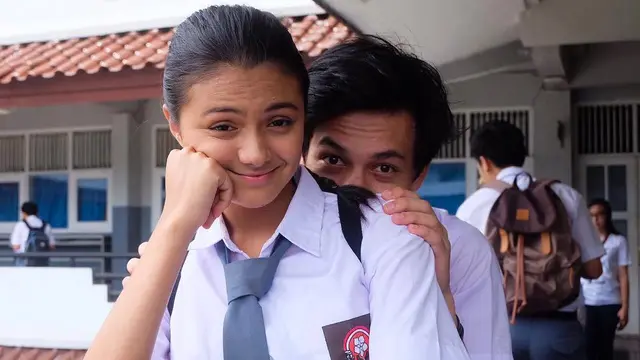 6 Potret Jefri Nichol dan Amanda Rawles dari Dear Nathan Sampai Thank You Salma