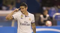 Gelandang Real Madrid James Rodriguez merayakan gol ke gawang Deportivo La Coruna (AP Photo/Lalo R. Villar)