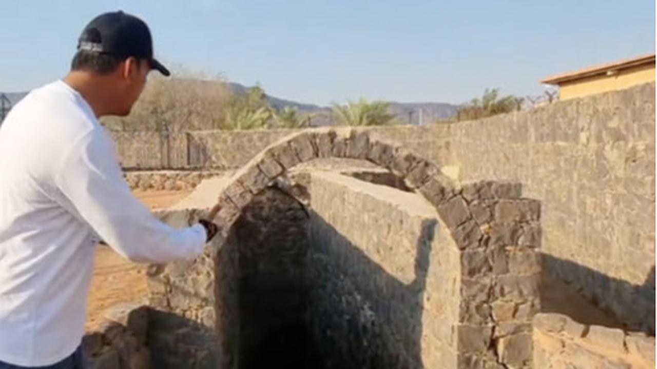 Penampakan Sumur Berusia 1.400 Tahun di Arab, Tempat Nabi Muhammad SAW Dapat Mukjizat