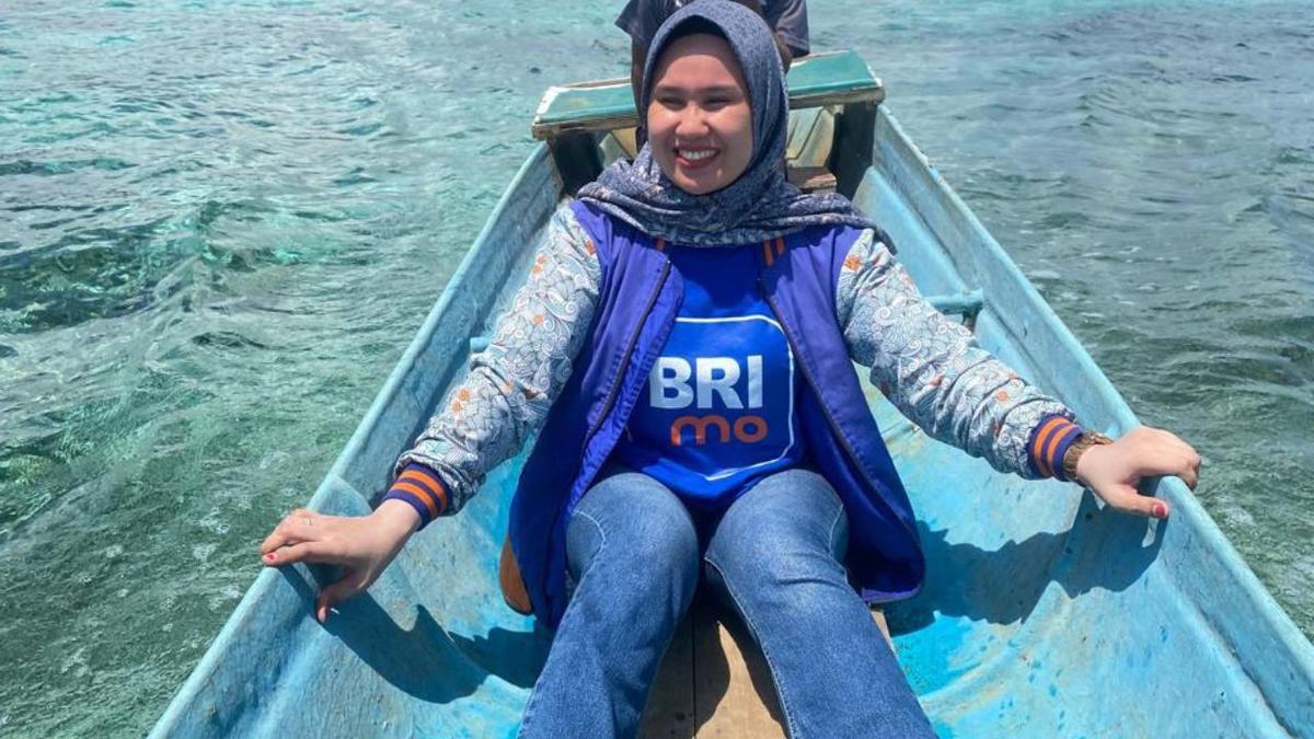 Bersahabat dengan Ombak Laut, Ini Kisah Mantri Perempuan BRI di Wilayah Kepulauan Sulawesi