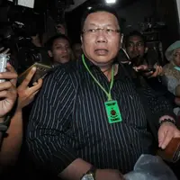 Menjadi pengacara Jessica Wongso, Yudi Wibowo katanya juga berstatus sebagai tersangka. Kok bisa? Baca selengkapnya di sini.