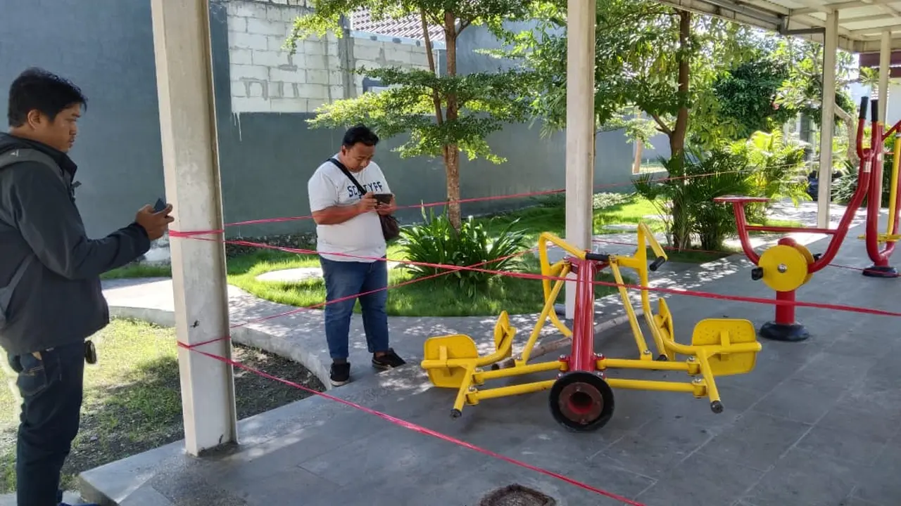 Balita Tertimpa Alat Olahraga