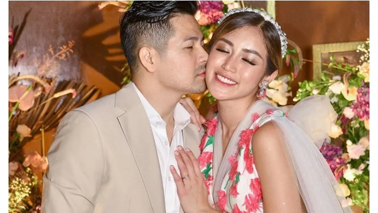 Selalu Beri Dukungan, Ini 6 Momen Kebersamaan Jessica Iskandar dan Kakaknya