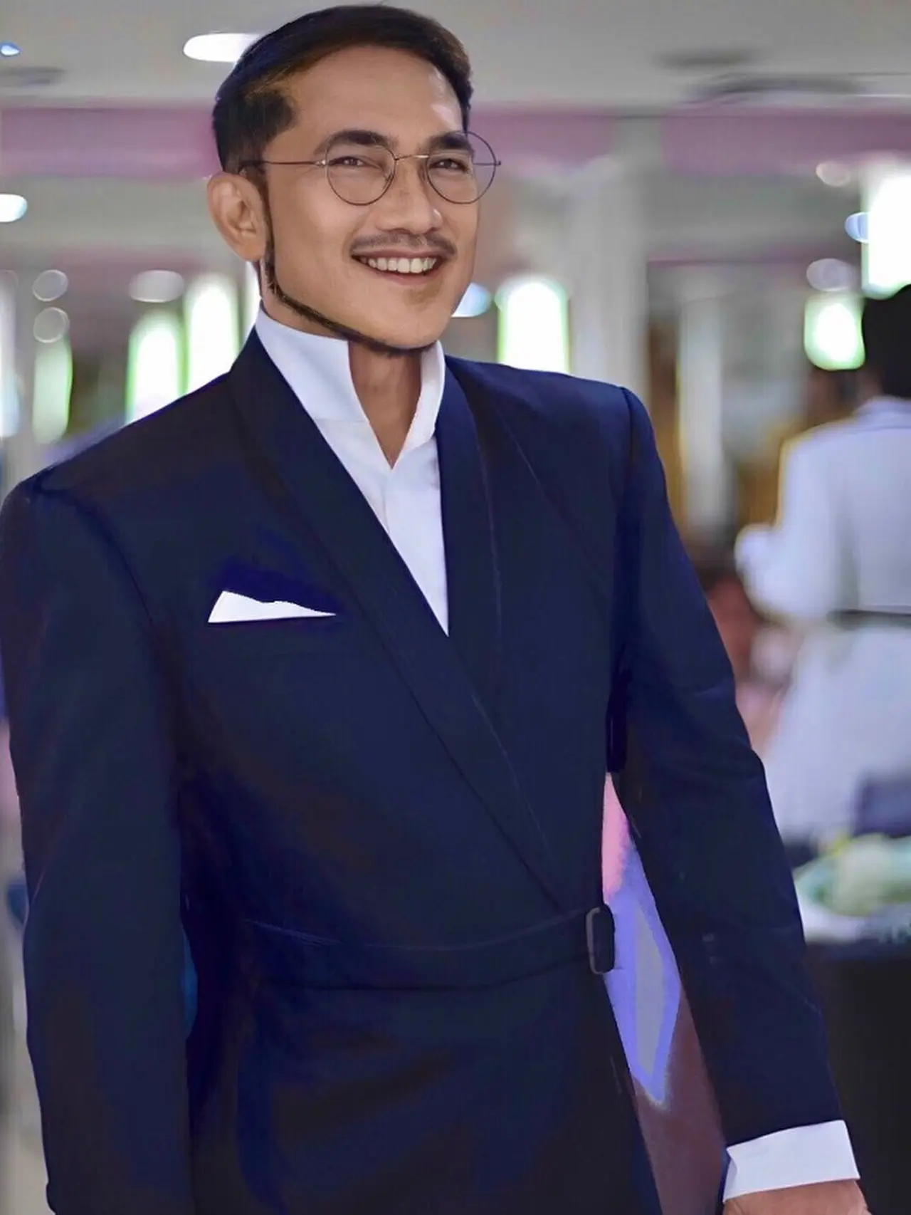 6 Lagu Hit Yana Julio yang Ultah Ke-64: Ada Emosi Jiwa Soundtrack