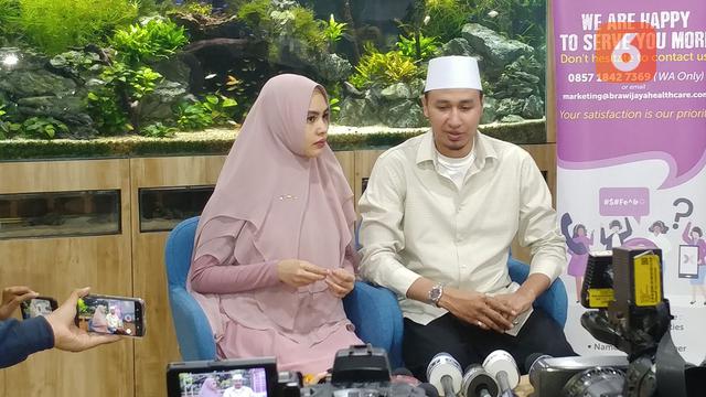[Fimela] Kartika Putri dan Habib Usman Bin Yahya