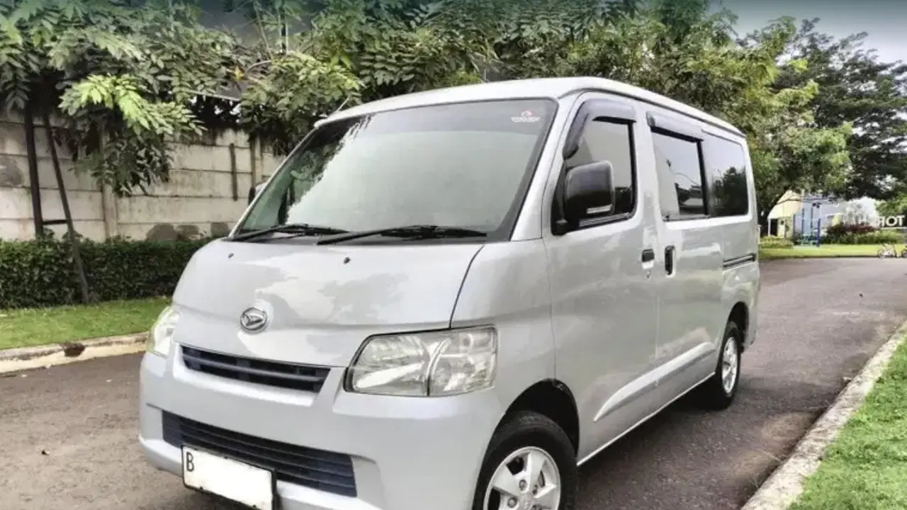 Daihatsu Gran Max Minibus 2019