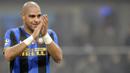3. Adriano, ketika usianya masih 19 tahun Inter Milan memboyongnya dari Flamengo. Bomber Brasil ini memiliki bakat yang luar biasa namun sayang perilaku bengal membuat kariernya gagal menanjak. (AFP/Damien Meyer)