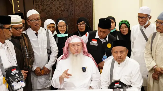 Jemaah Calon Haji Aceh Terima Wakaf Baitul Asyi