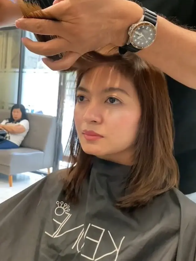 Sebelum Pemilu, Selvi Ananda Lakukan Perawatan Rambut Kering Akibat Gonta Ganti Warna Rambut