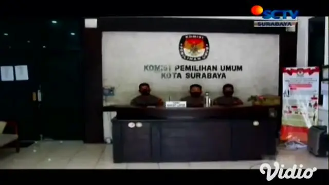 KPU Kota Surabaya menggelar rapat pleno tertutup, penetapan dua pasangan calon peserta Pilkada serentak 2020. Pada rapat tersebut dua pasang bakal calon resmi ditetapkan sebagai calon Wali Kota dan wakil Wali Kota Surabaya.