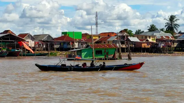 Indahnya Panorama Pagi dan Sejuknya Sepoan Angin di Tepian Sungai Musi