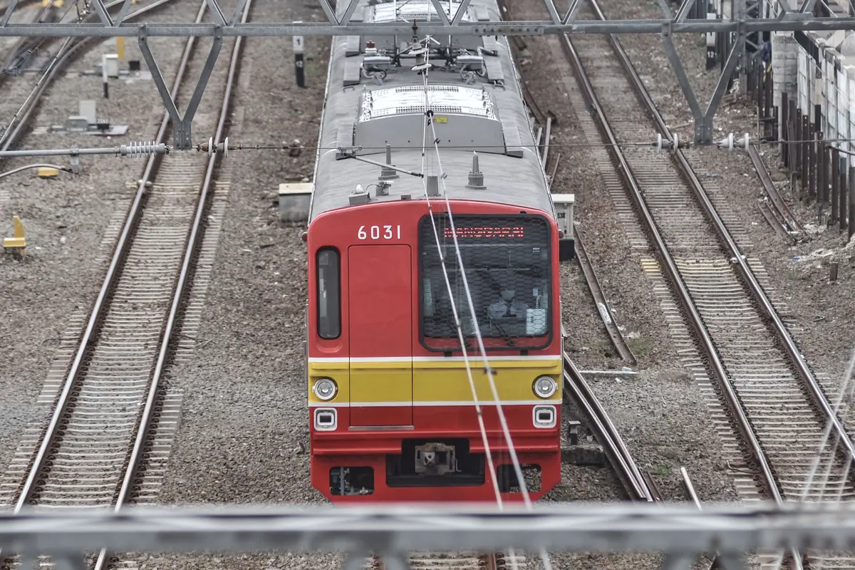 Jadwal Operasional KRL Kembali Normal