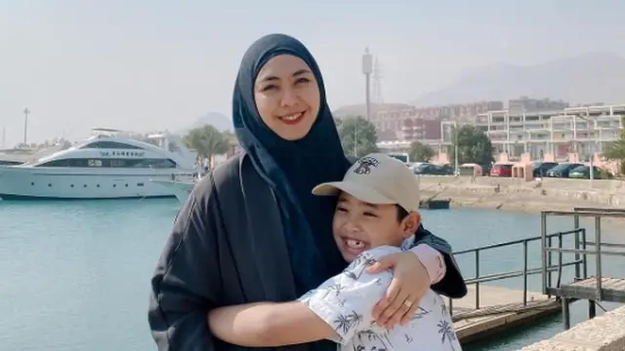 Momen Liburan Oki Setiana Dewi Bareng Anak di Kairo/Instagram/@okisetianadewi
