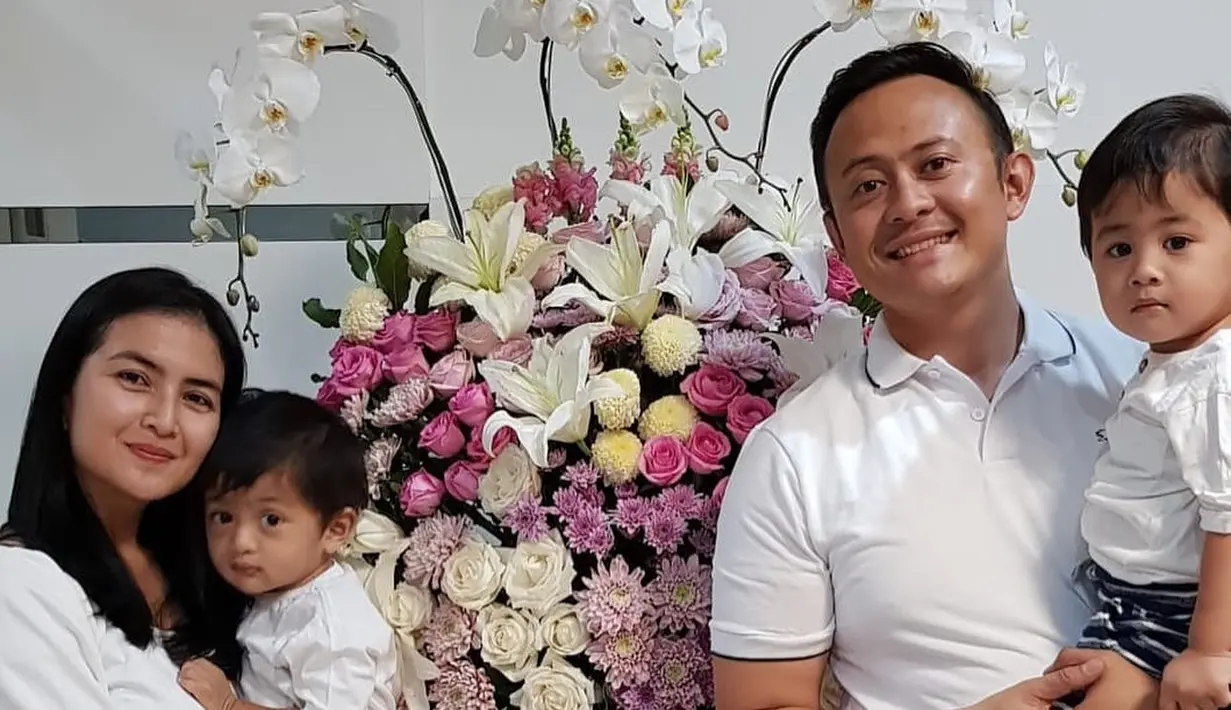 Kadek Devie (Instagram/dewayoga_07)