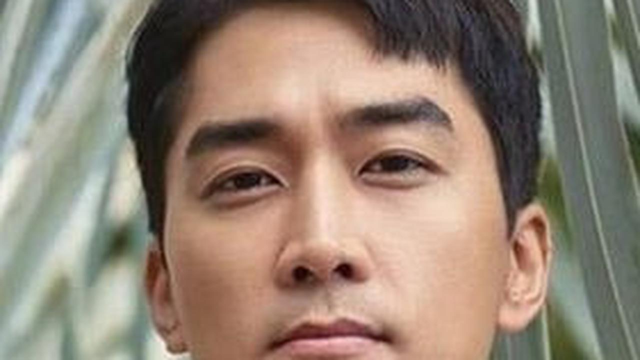 12. Song Seung Heon