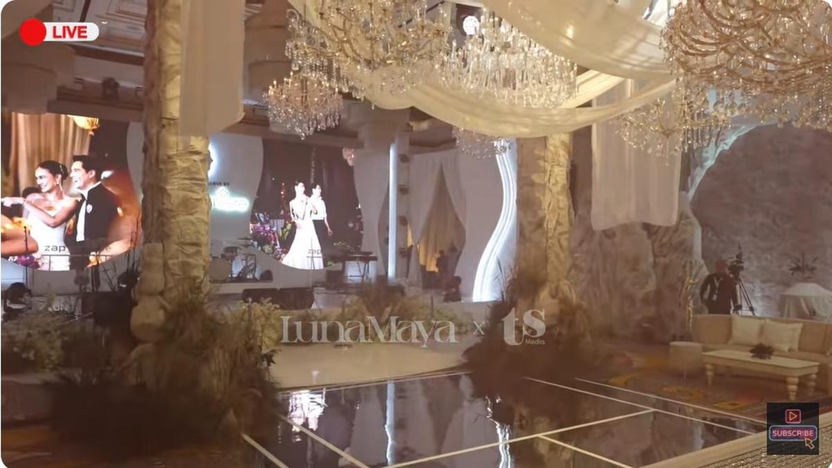 Pernikahan Luna Maya & Maxime: Dekorasi Mewah Tanpa Pelaminan, Intim & Memukau!