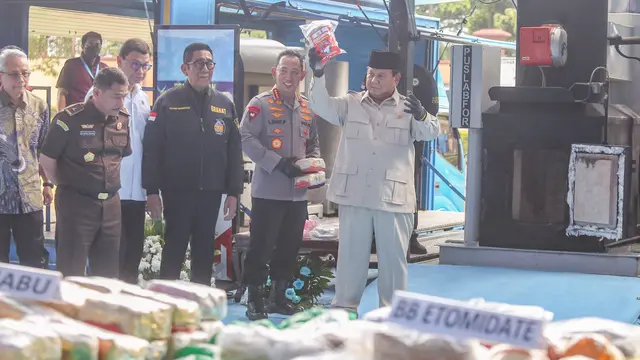 Didampingi Kapolri, Presiden Prabowo Subianto Pimpin Pemusnahan 214,84 Ton Narkoba
