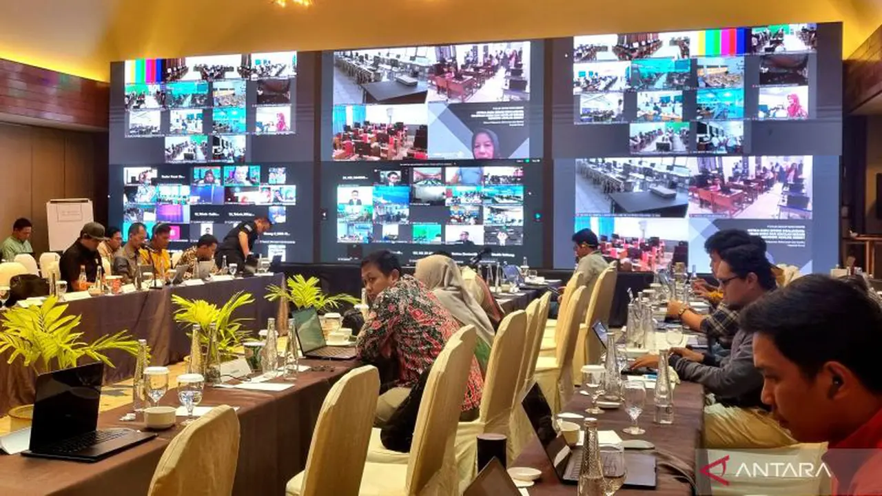 Kementerian Pendidikan Dasar dan Menengah (Kemendikdasmen) menemukan sebanyak 71 pelanggaran melalui media sosial (medsos) selama empat hari pelaksanaan Tes Kemampuan Akademik (TKA). (Istimewa)