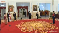 Presiden Jokowi melantik 12 Duta Besar RI di Istana Kepresidenan, Jakarta. (Youtube Sekretariat Kepresidenan)