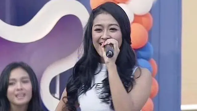 Supergirlies - Cinta Karet