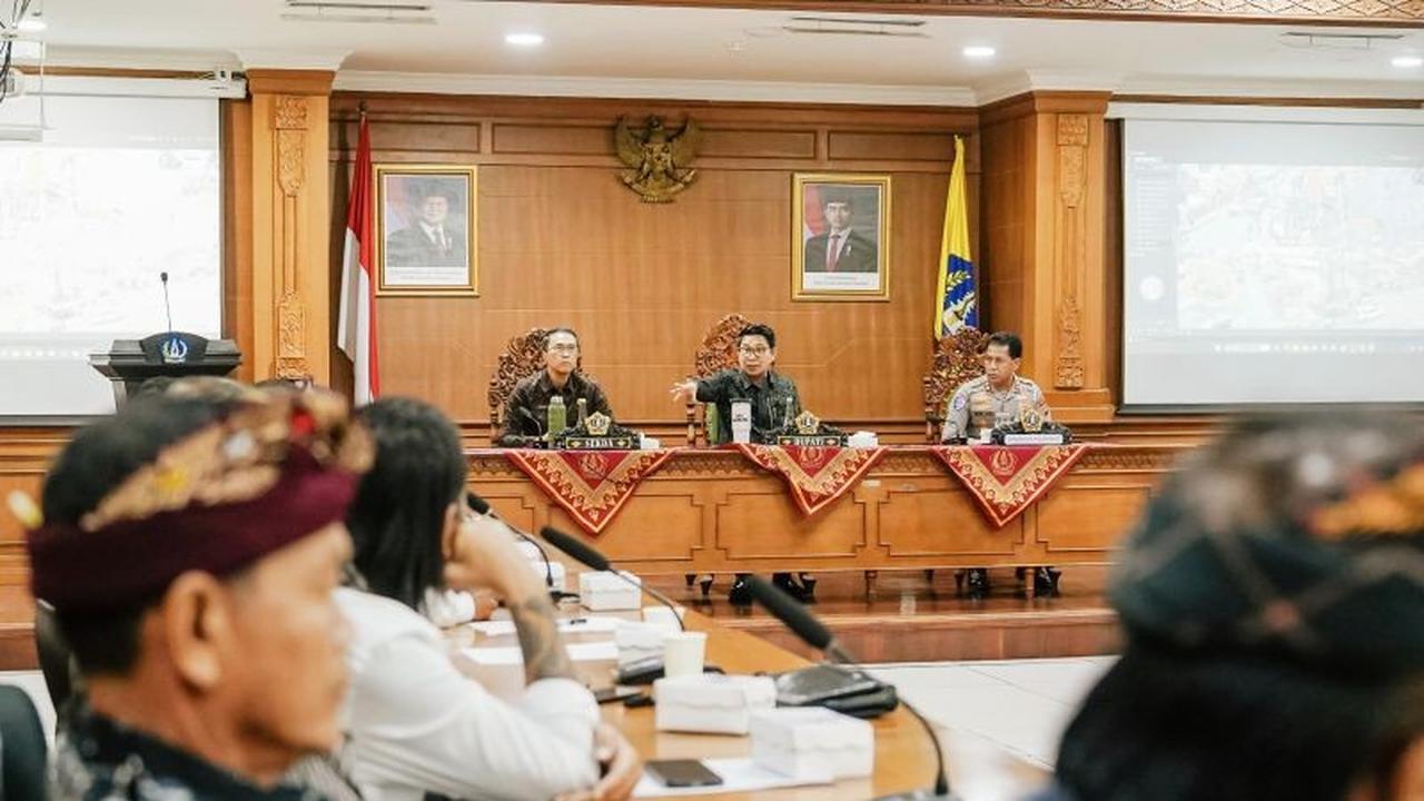 Bupati Badung Cari Solusi Rekayasa Lalu Lintas Kerobokan Kelod, Masyarakat Beri Masukan