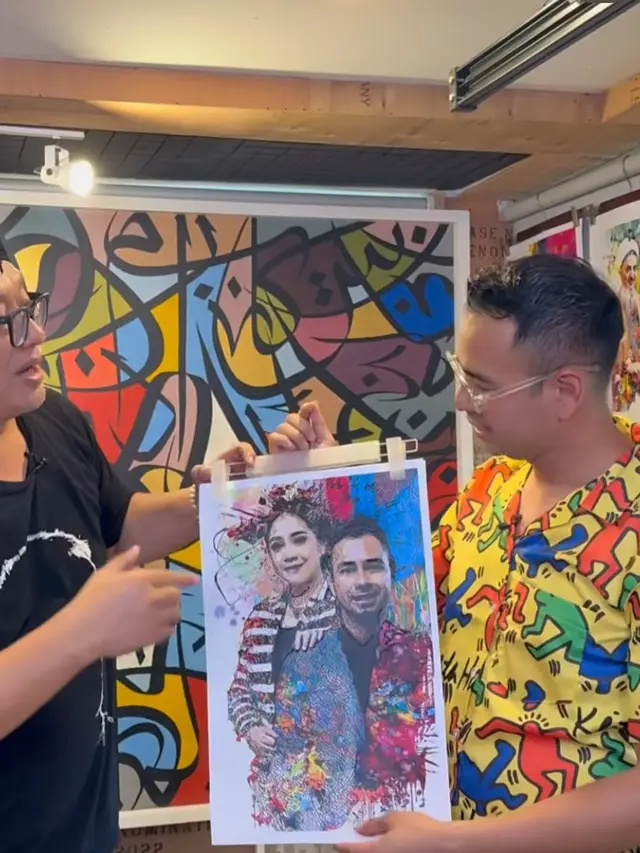 Raffi Ahmad di rumah goa Dik Doank. (credit: instagram.com/raffinagita1717)