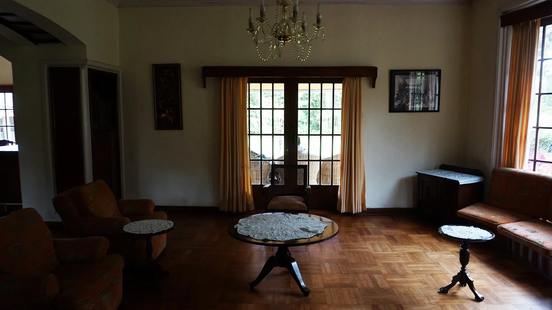 Sejumlah properti dari abad ke-18 dan 19 masih terawat dengan baik di rumah peninggalan Raja Teh Priangan, Karel Albert Rudolf Bosscha, di Pangalengan, Kabupaten Bandung, Jawa Barat. (Liputan6.com/Huyogo Simbolon)