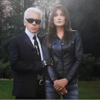 Simak bagaimana supermodel dunia ungkapkan kesedihan atas kepergian Karl Lagerfeld. (Foto: Instagram/Carlabruni)