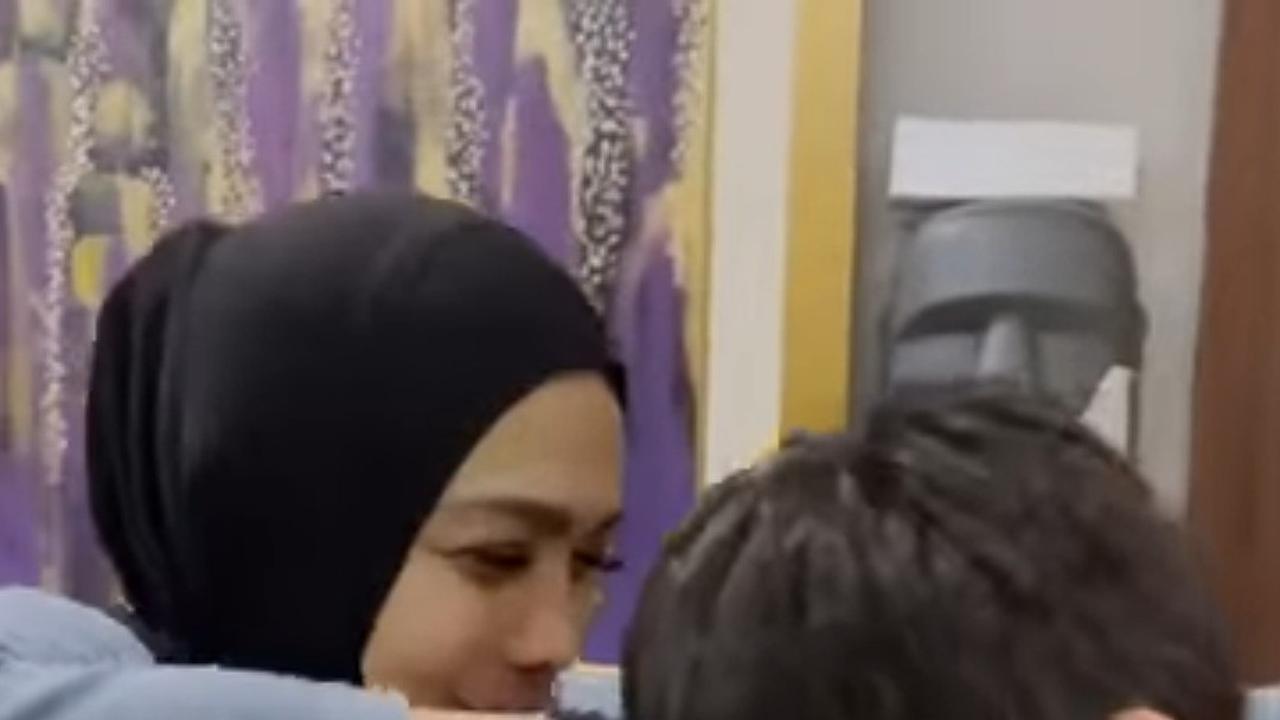 Potret Rafathar Bergaya ala Dilan Bilang 'Rindu Itu Berat' ke Rieta Amilia, 'Bank Pusat' Auto Gemas