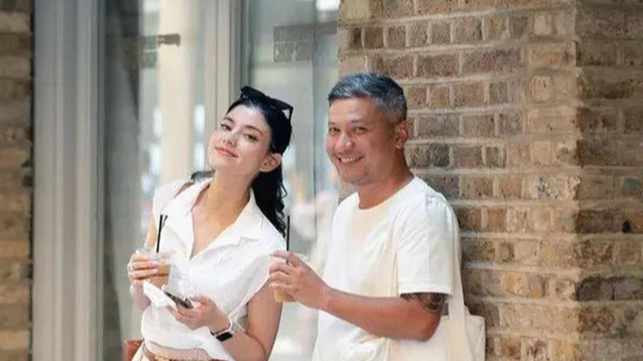 Potret Kebersamaan Medina Dina dan Gading Marten, Dikabarkan Dapat Restu dari Roy Marten