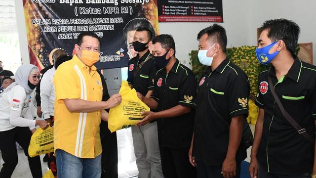 Di hadapan Komunitas Pedagang Bakso Nusantara, Bamsoet Ajak Bantu Sesama Anak Bangsa (Foto:MPR)