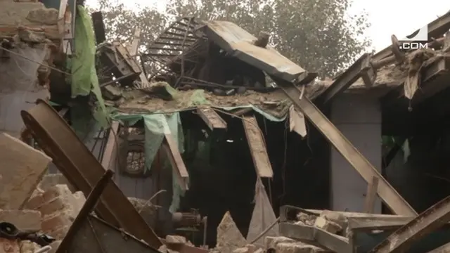 Sedikitnya 6 orang tewas tertimpa reruntuhan bangunan akibat ledakan tabung gas di New Delhi, India.