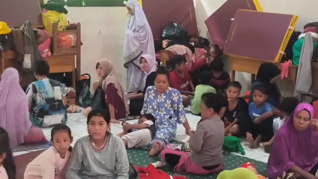 Pengungsi banjir di Sukabumi