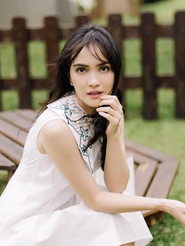 Pesona Shandy Aulia Bak Anak SMA