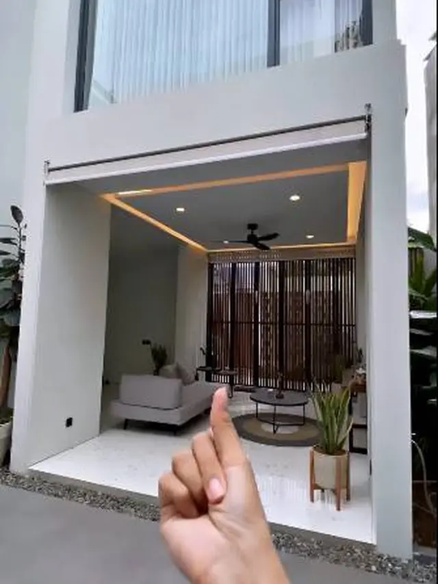 Sempat Ditipu Kontraktor, Ini 7 Potret Rumah Poppy Bunga dengan Model Semi Terbuka