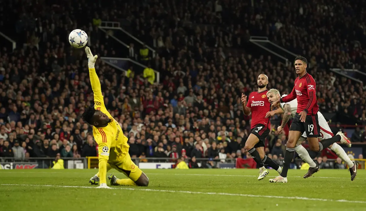 Dua gol Manchester United dalam laga ini diborong oleh Rasmus Hojlund. (AP Photo/Dave Thompson)