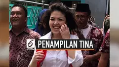 Tina toon kini berkantor di Gedung DPRD DKI Jakarta. Ia pun mengunggah sebuah foto yang menunjukkan aktivitas serta penampilan pertamanya saat menjadi anggota dewan di kantor DPRD DKI Jakarta.