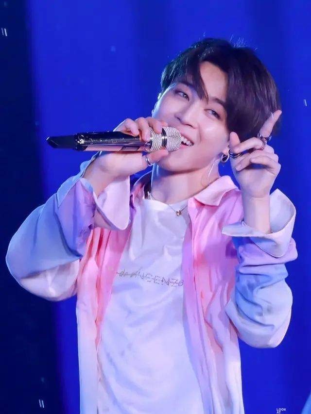 Jimin BTS/dok. lookatmin