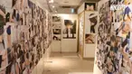 Fotografer ini mengklaim telah melakukan aksinya sejak 2011 dan telah mengabadikan 30.000 objek paha wanita.