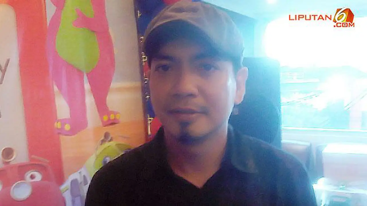 Belajar Silat, Indra Birowo Jadi Kalem