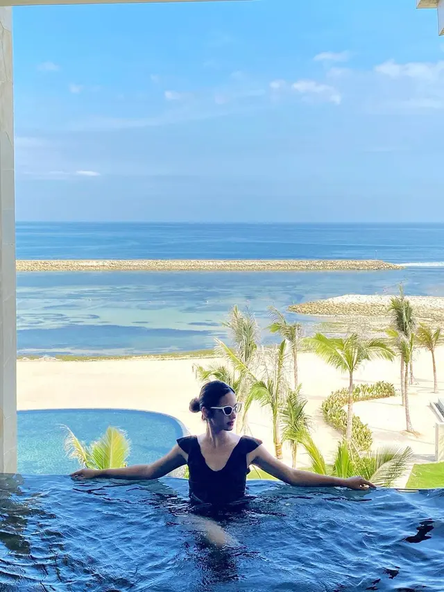 Nia Ramadhani Main Air di Singapura dan Bali (sumber: instagram/ramadhaniabakrie)