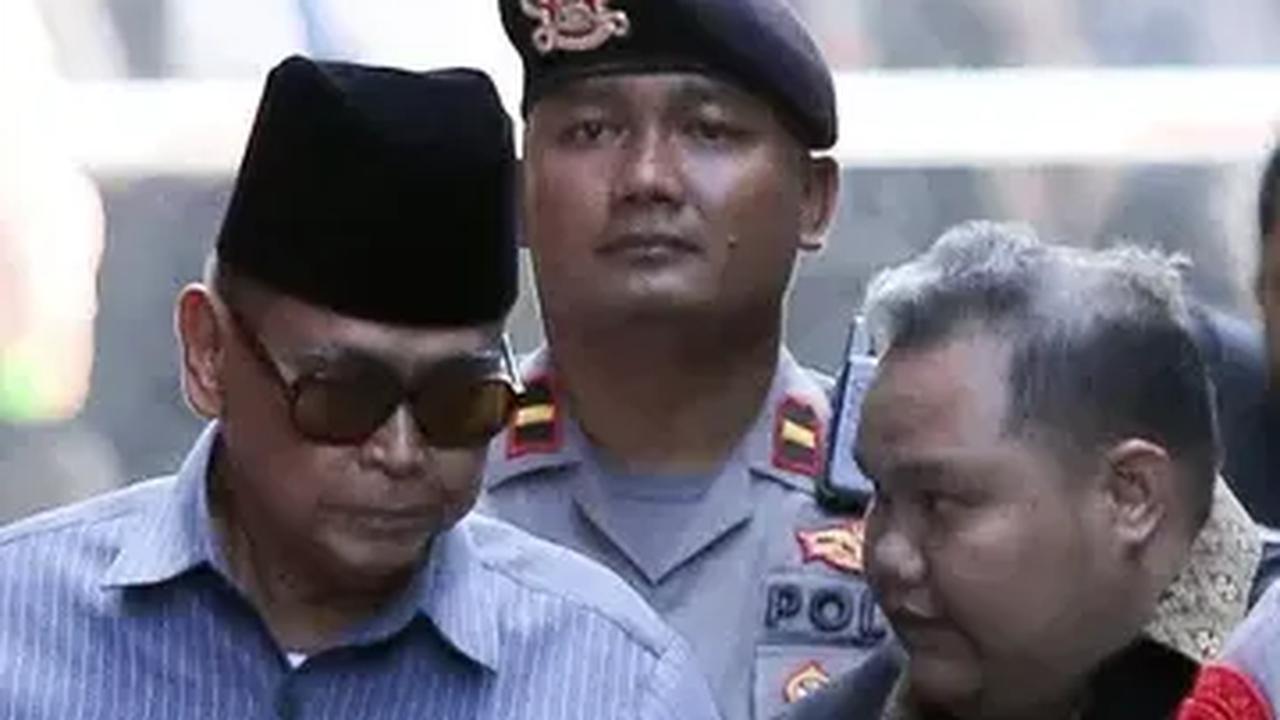 Pemeriksaan Berkas Panji Gumilang 14 Hari