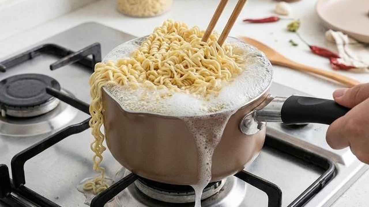 Kesalahan Masak Mi Instan yang Bikin Cepat Enek, Hindari untuk Kesempurnaan Sajian