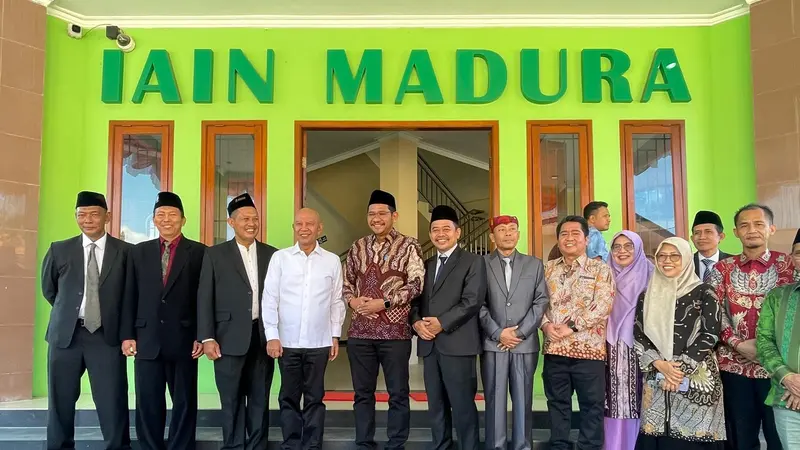 Ketua Badan Anggaran DPR Said Abdullah menyambangi Institut Agama Islam Negeri (IAIN) Madura yang berada di Pamekasan