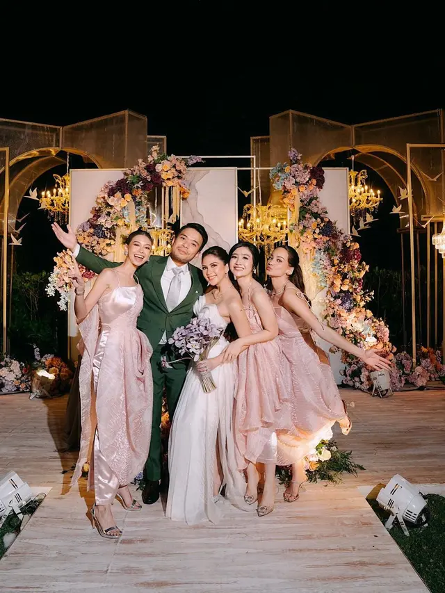 Blackpunk (Instagram/febbyrastanty)