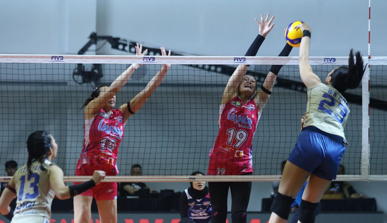 Tim putri Jakarta Livin' Mandiri tinggal selangkah lagi maju ke babak final four, usai menundukkan Bandung bjb Tandamata dalam laga penutup seri empat putaran kedua GOR Candradimuka Padepokan Voli Jenderal Polisi Kunarto, Sentul Bogor, Minggu (22/2/2026) malam. (Dok. PBVSI)