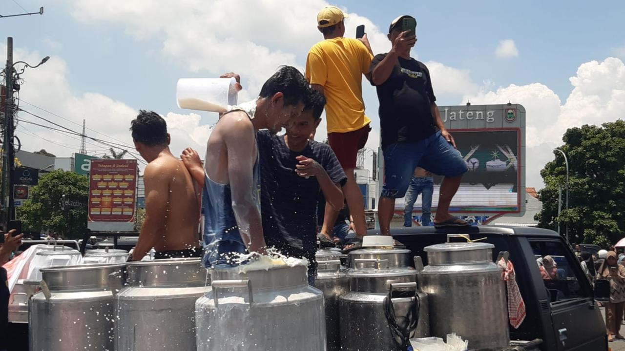 Zulhas 'Warning' Mendag Pakai Susu Dalam Negeri atau Kuota Impor Dibatasi