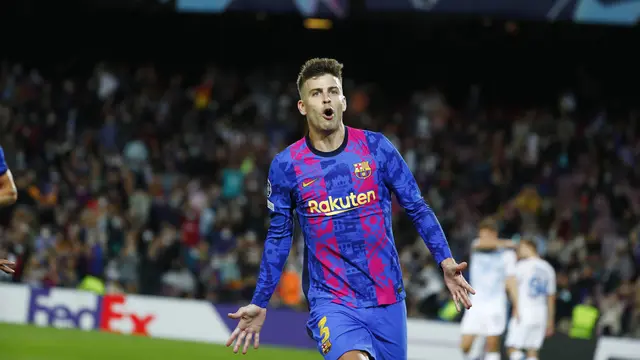 Pique Cetak Gol, Barcelona Taklukkan Dinamo Kyiv di Liga Champions