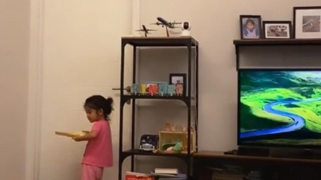 Hargai Setiap Usaha Kecil Anak, Gaya Parenting Orang Tua Ini Tuai Pujian