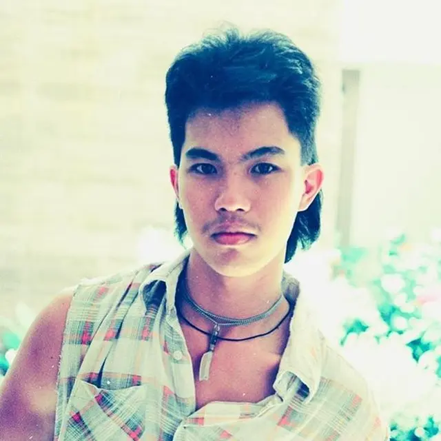 6 Potret Masa Remaja Ahmad Dhani, Gaya Rambut Mullet Bikin Pangling